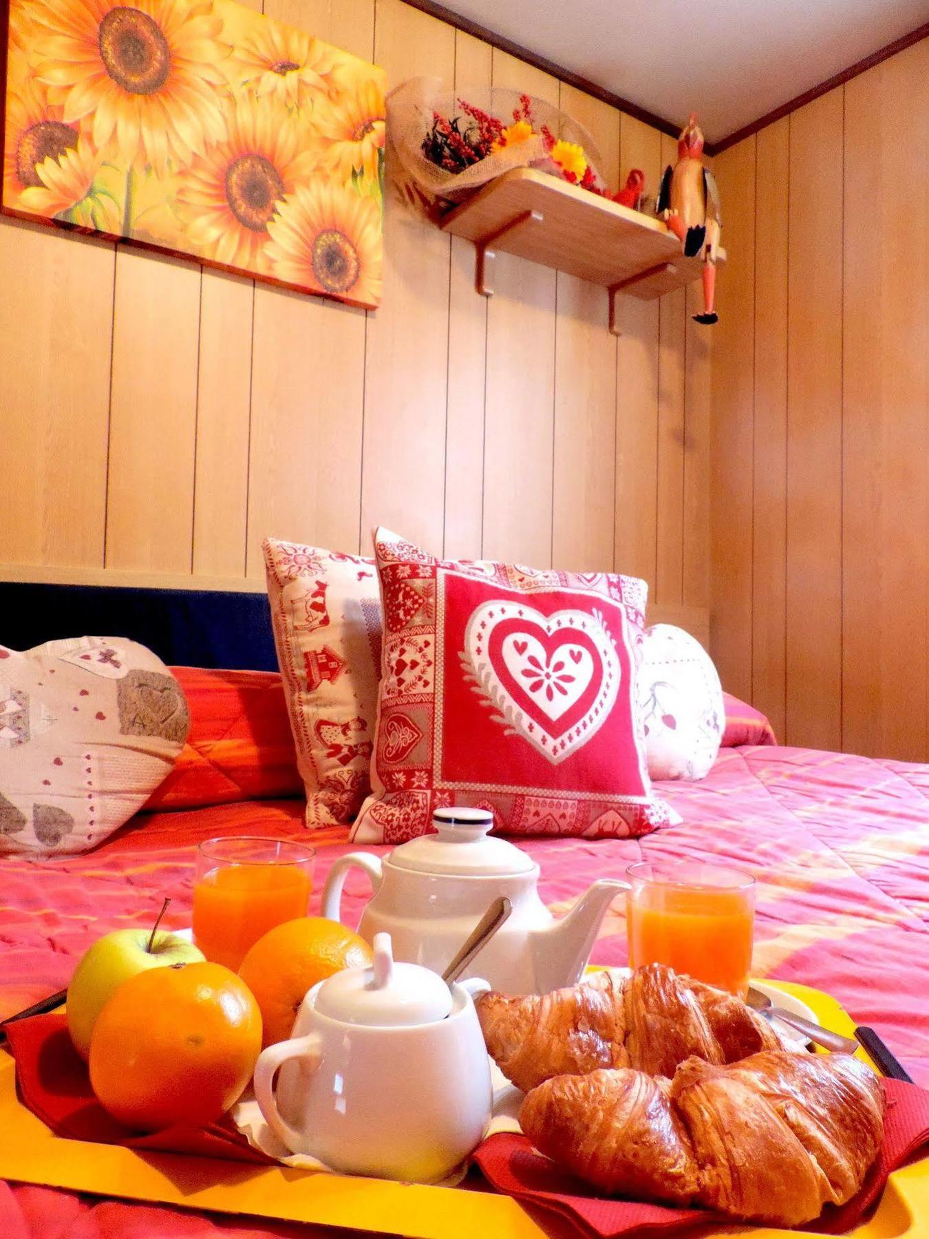 Villaggio Turistico Camping Cervino Antey-Saint-André Exterior foto