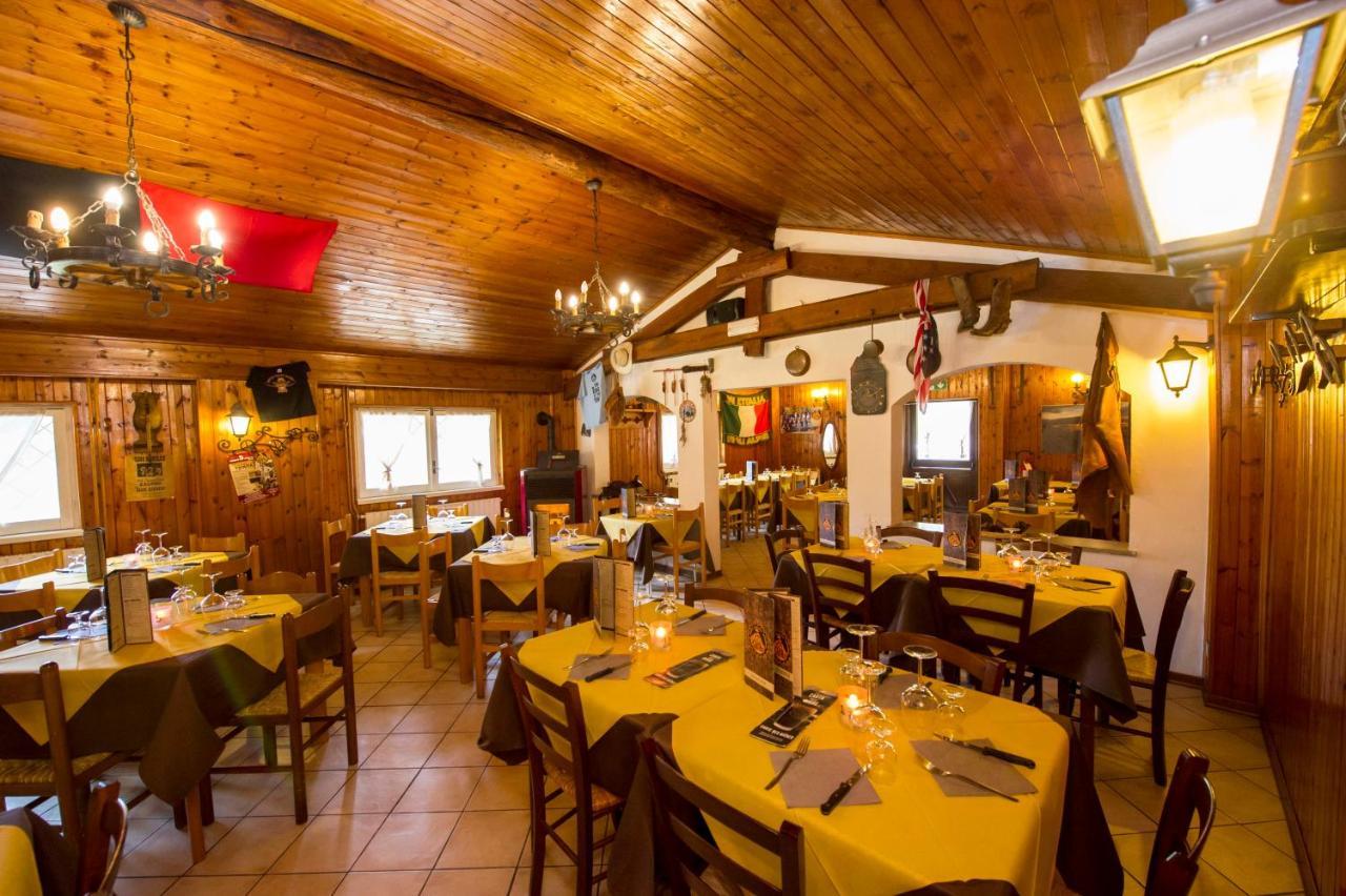 Villaggio Turistico Camping Cervino Antey-Saint-André Exterior foto